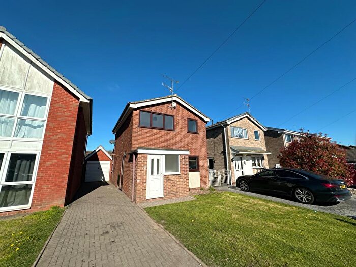 3 Bedroom Semi Detached House For Sale In Waverley Lane, Burton-on-Trent, DE14