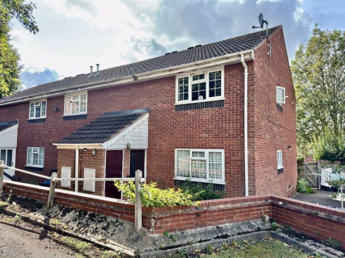 1 Bedroom Maisonette For Sale In Lisures Drive, Sutton Coldfield, B76