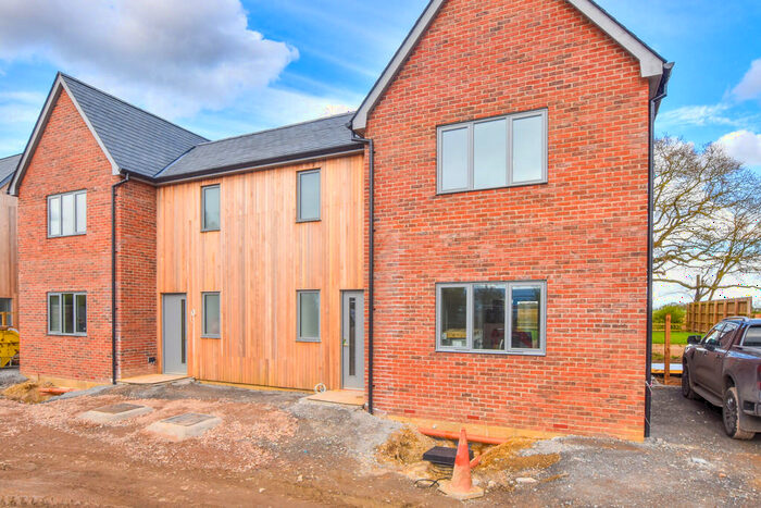 3 Bedroom Semi-Detached House For Sale In Watchouse Road, Stebbing, CM6