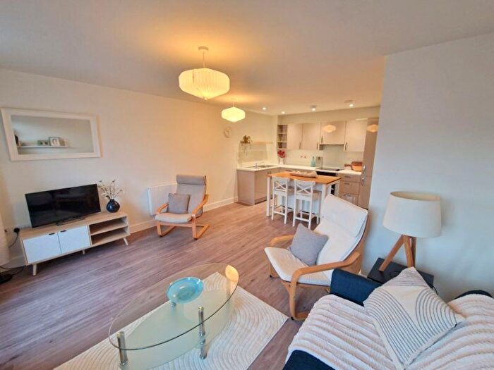2 Bedroom Flat For Sale In Elm Grove, Exmouth, EX8