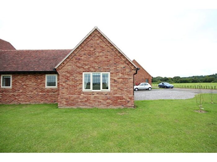 1 Bedroom Flat To Rent In New Inn Road, Beckley, Oxford, OX3