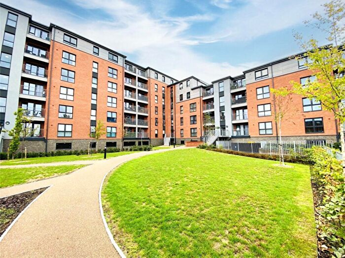 1 Bedroom Apartment To Rent In Silver Street, Reading, Berkshire, RG1