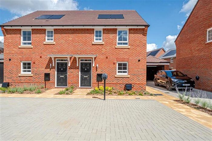 2 Bedroom Semi Detached House To Rent In Bedroom Semi Detached House In Wheat Street, Finchampstead, RG40