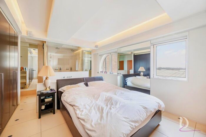 1 Bedroom Flat To Rent In Watermans Quay, London, SW6