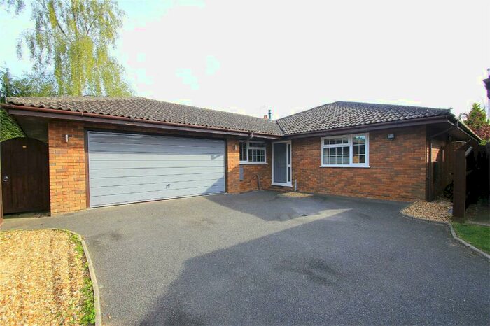 4 Bedroom Detached Bungalow To Rent In The Forestside, Verwood, BH31
