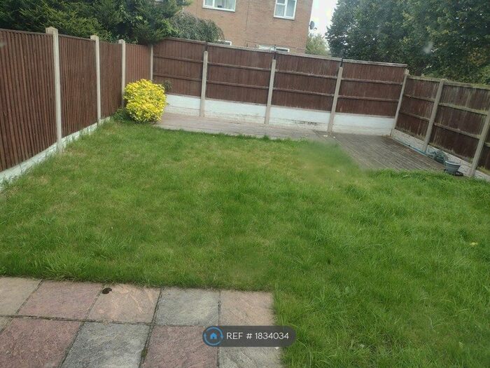 2 Bedroom Semi-Detached House To Rent In Litton Road, Mansfield Woodhouse, Mansfield, NG19