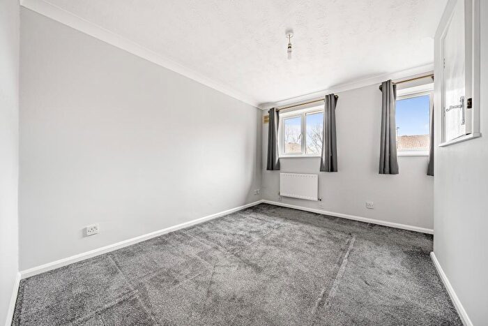 2 Bedroom End Of Terrace House To Rent In Ravencroft, Bicester, OX26
