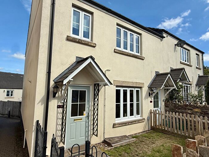 2 Bedroom Apartment For Sale In Whitchurch, Tavistock, PL19