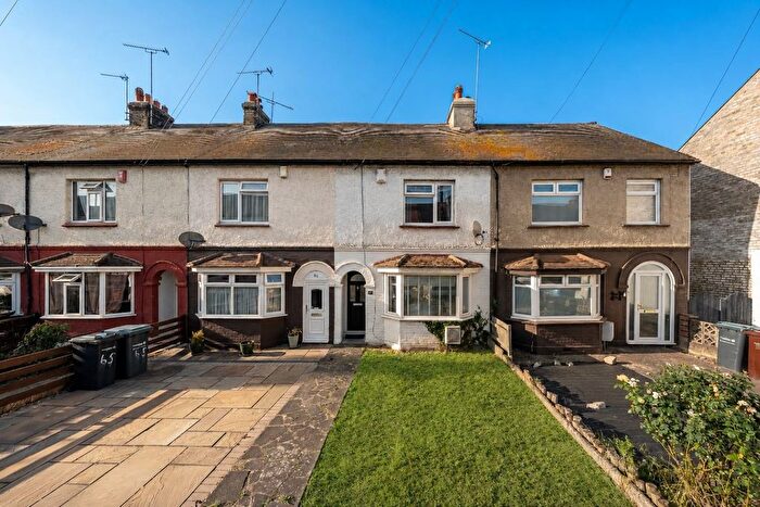 2 Bedroom Terraced House To Rent In Lower Higham Road, Gravesend, Kent, DA12