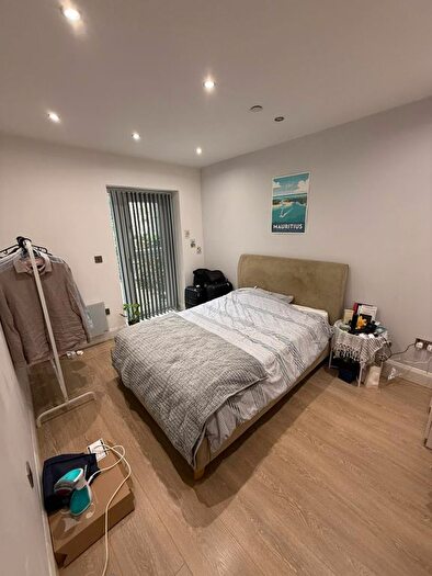 1 Bedroom Flat To Rent In Richmond Road, Cardiff, CF24