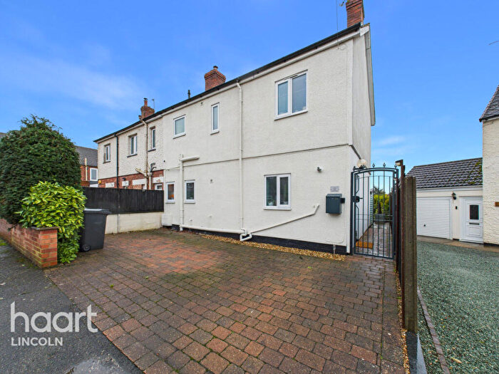 3 Bedroom Semi Detached House For Sale In Caenby Street, Lincoln, LN1