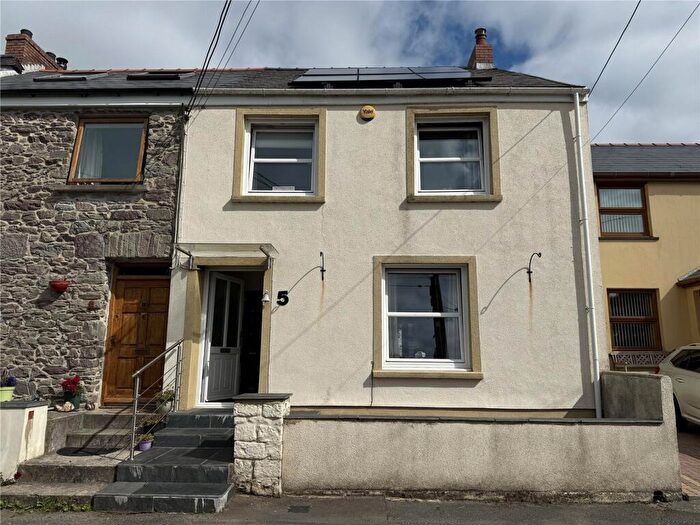 3 Bedroom Terraced House For Sale In Leonardston Road, Llanstadwell, SA73