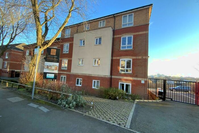 2 Bedroom Apartment To Rent In City View, Cranmer Street, NG3