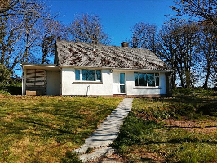 2 Bedroom Bungalow To Rent In Holsworthy, Devon, EX22