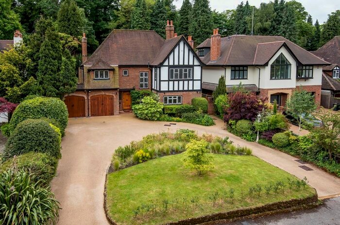 5 Bedroom Detached House To Rent In Camden Park Road, Chislehurst, BR7