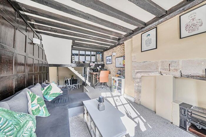 3 Bedroom Town House For Sale In Higher Backway And High Street, Bruton, BA10