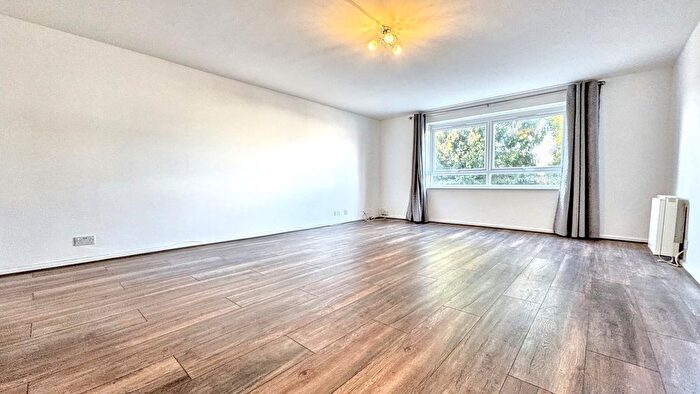 2 Bedroom Flat To Rent In Littleton Court, Blakeney Road, Patchway, Bristol, Gloucestershire, BS34