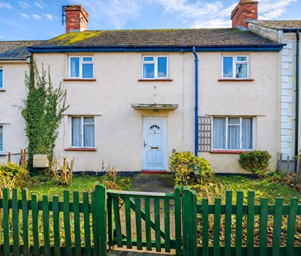 3 Bedroom Terraced House For Sale In London Road, Chippenham, SN15