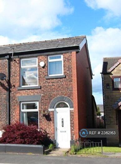 3 Bedroom Terraced House To Rent In Walshaw Road, Bury, BL8
