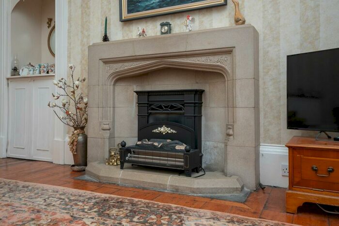 2 Bedroom Character Property For Sale In Bracklinn Road, Callander, Callander, FK17