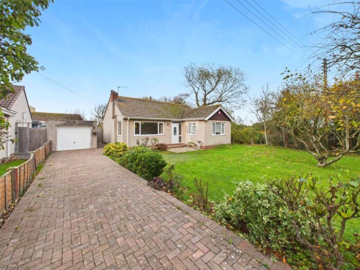 3 Bedroom Bungalow For Sale In Sand Road, Kewstoke, Weston-super-Mare, North Somerset, BS22
