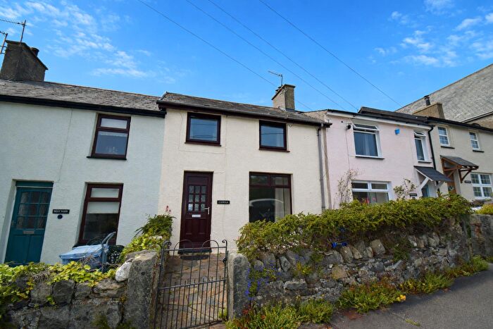 2 Bedroom Terraced House For Sale In Chapel Terrace, Criccieth, LL52