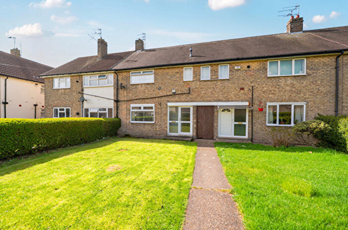 2 Bedroom Terraced House For Sale In Swanage Walk, Hull, HU4