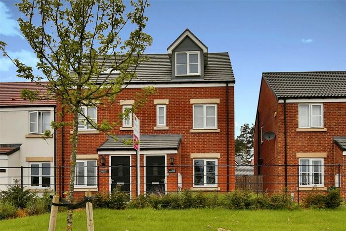 3 Bedroom Semi-Detached House For Sale In Stoney Wood Drive, Wynyard, Billingham, Durham, TS22