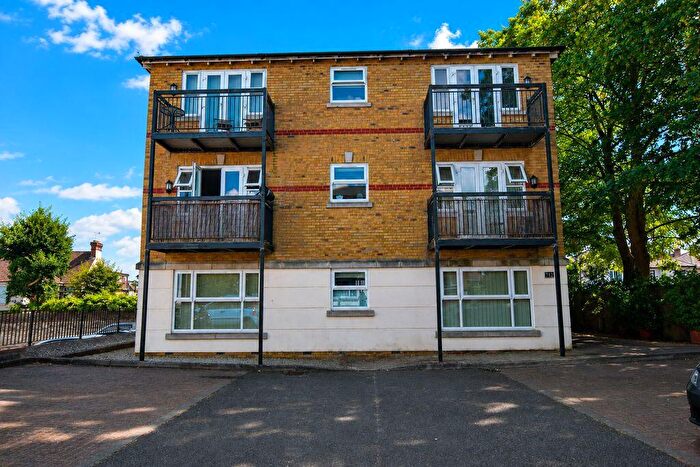 2 Bedroom Flat To Rent In Tonbridge Road, Maidstone, ME16