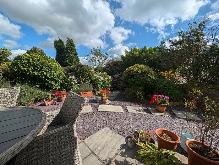 2 Bedroom Cottage For Sale In Turner Fold, Read, Lancashire, BB12