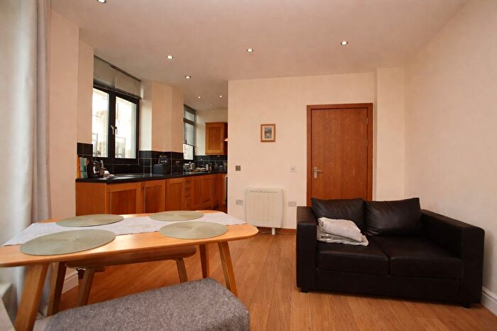 2 Bedroom Flat To Rent In St. Stephens Avenue, Bradley House St. Stephens Avenue, BS1