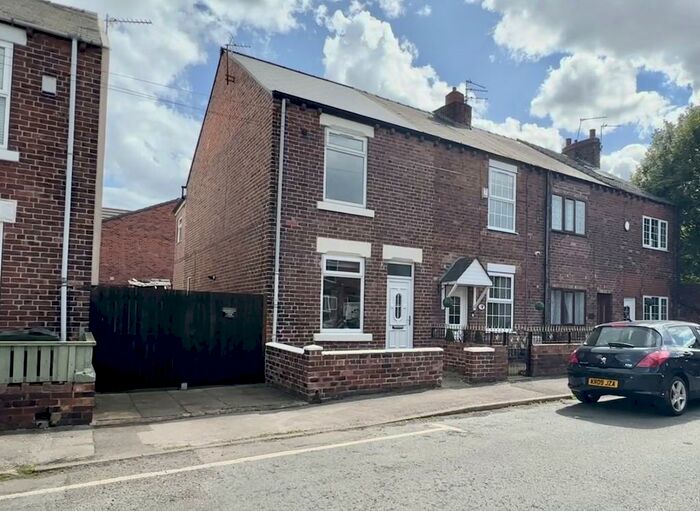 2 Bedroom End Of Terrace House To Rent In Edna Street, Bolton-upon-dearne, S63