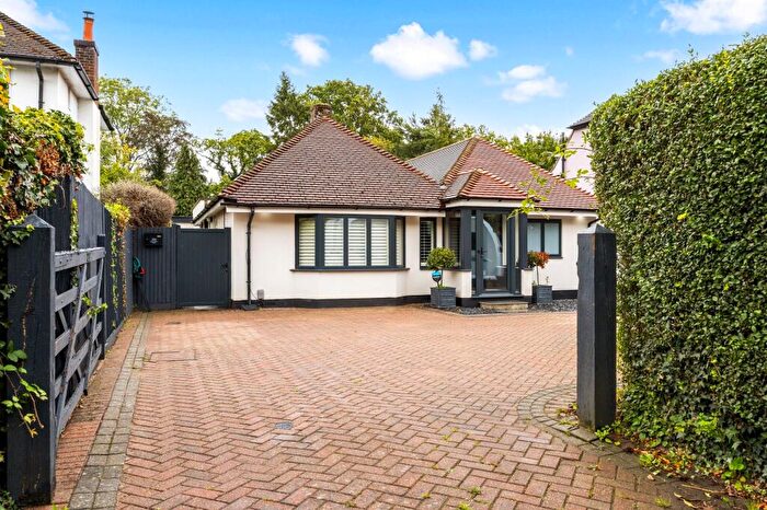 4 Bedroom Detached Bungalow For Sale In Balcombe Road, Horley, RH6