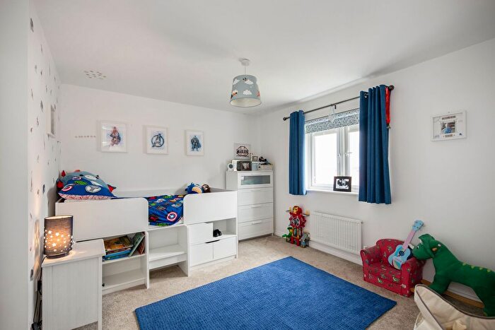 4 Bedroom Detached House For Sale In Miller Street, Winchburgh, EH52