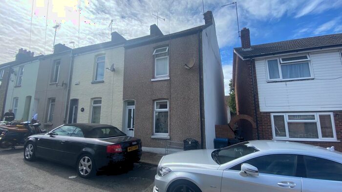 2 Bedroom House To Rent In Alma Road, Ramsgate, CT11