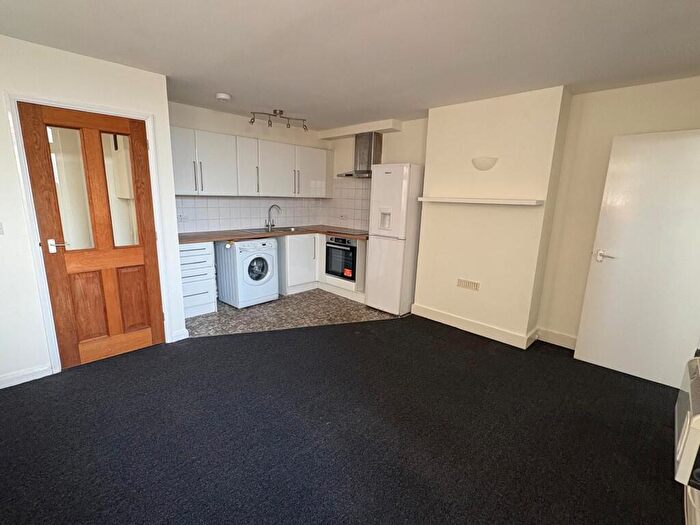 1 Bedroom Terraced House To Rent In Down Terrace, Brighton, BN2
