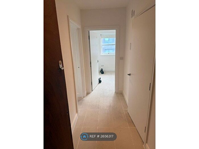 1 Bedroom Flat To Rent In Finsbury Mansions, London, N4