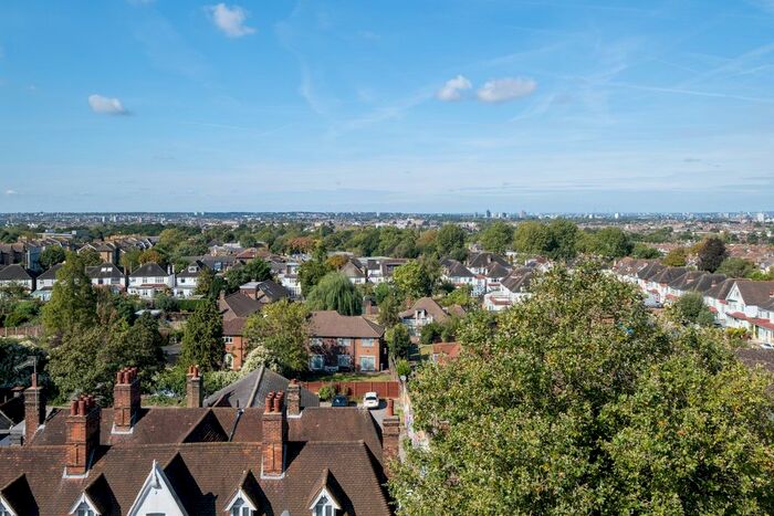 1 Bedroom Flat To Rent In Streatham High Road, London, SW16