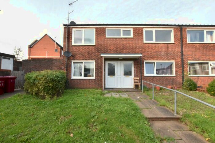 2 Bedroom Flat To Rent In Emmanuel Court, Scunthorpe, DN16