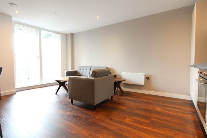 1 Bedroom Apartment For Sale In Water Street, Liverpool, L2
