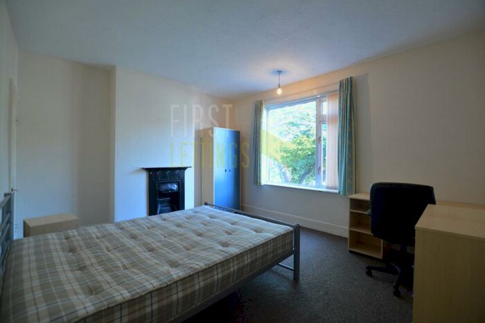 3 Bedroom Terraced House To Rent In Thurlow Road, Leicester, LE2