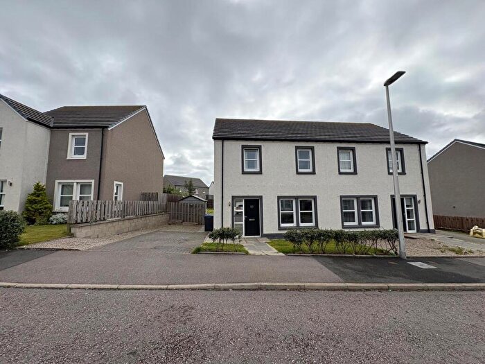 3 Bedroom Semi-Detached House To Rent In Strachan Way, Peterhead, Aberdeenshire, AB42