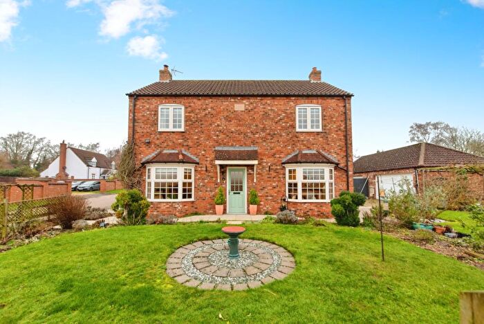 4 Bedroom Link Detached House For Sale In Barff Meadow, Glentham, Market Rasen, Lincolnshire, LN8