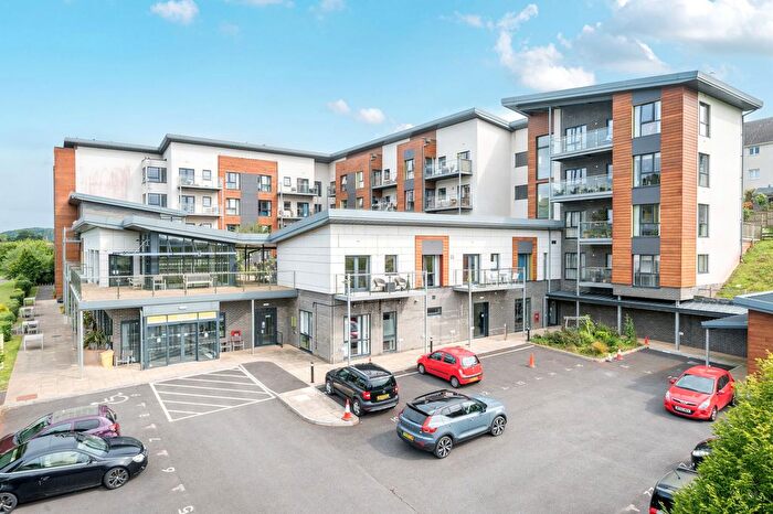 2 Bedroom Flat For Sale In Quayside, Steamer Quay Road, Totnes, TQ9