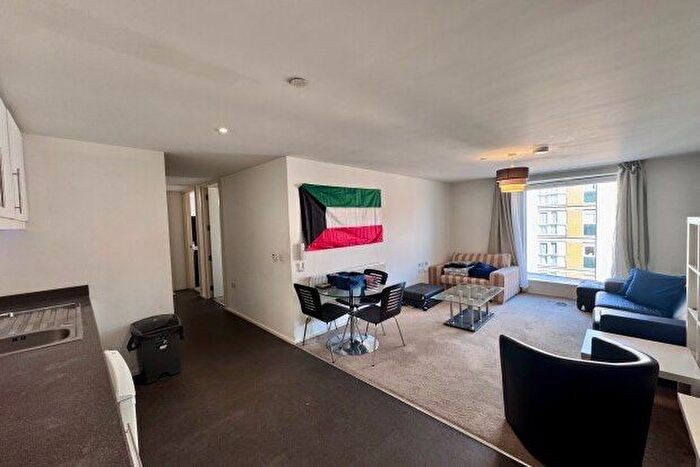 2 Bedroom Flat To Rent In Canal Street, Nottingham, NG1