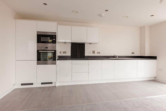 3 Bedroom Flat To Rent In Gayton Road, Harrow, HA1