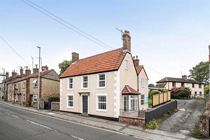 5 Bedroom Detached House For Sale In Vicarage Street, Warminster, BA12