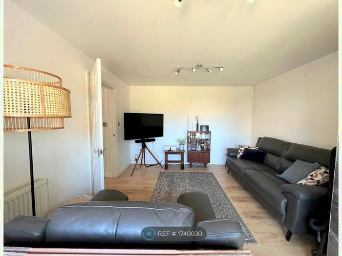 2 Bedroom Detached House To Rent In High Street, Sawston, CB22