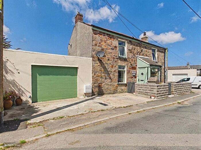 2 Bedroom Property For Sale In Laity Road, Troon, Camborne, TR14