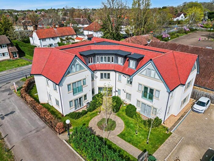 1 Bedroom Apartment For Sale In Icknield Way, Letchworth Garden City, SG6